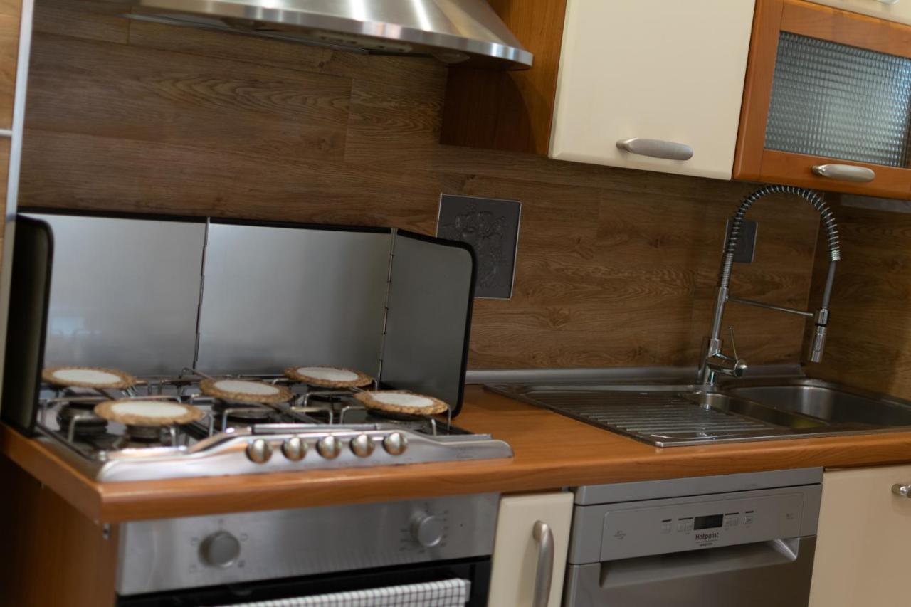 La Casa Di Debby Parcheggio Wi-Fi , Aria Condizionata Gratuiti Apartment คาปานโนริ ภายนอก รูปภาพ